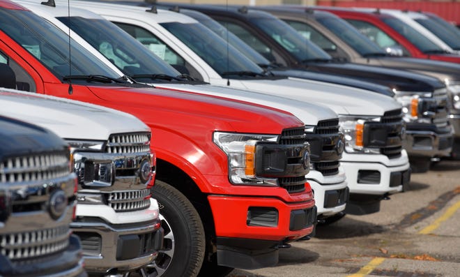 В США расследуют, не опоздал ли Ford с установкой камер заднего вида